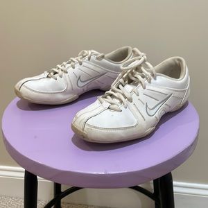 Nike Sideline Cheer Shoes